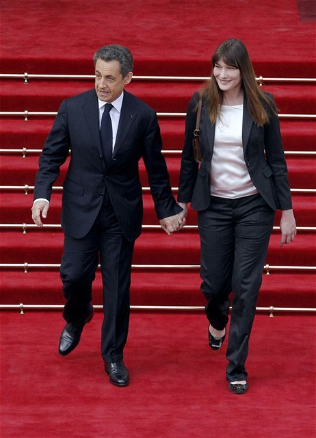 Nicolas Sarkozy s manželkou Carlou na...