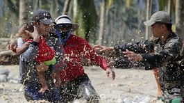 Supertajfún sa blízi k Filipínam a Číne, hrozia záplavy