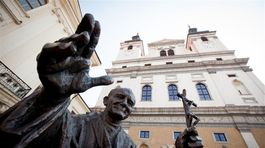 Do cirkevných financií iní nevidia, ani vidieť nebudú