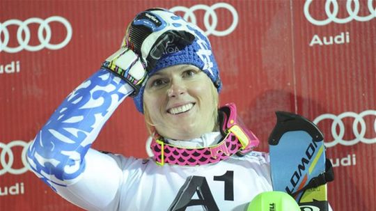 Veronika Velez-Zuzulová