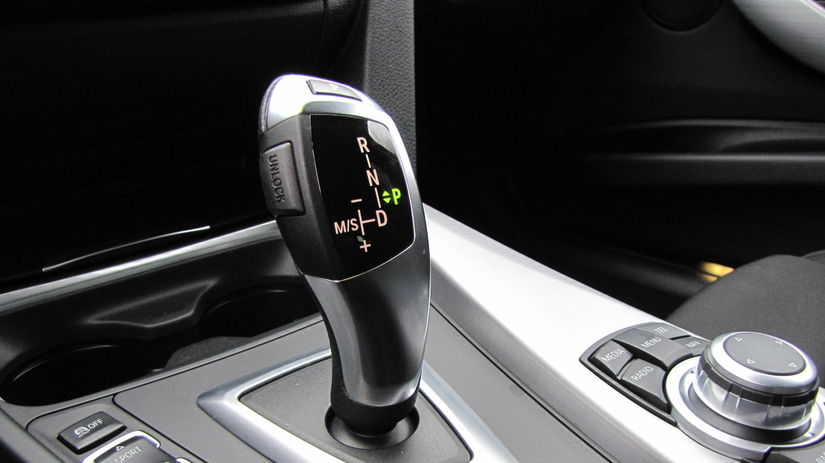 Automatická prevodovka ZF 8HP tu odvádza...
