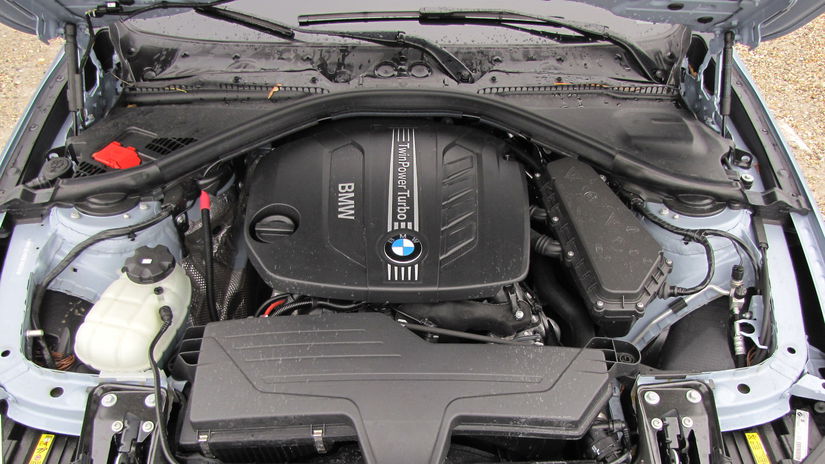 Motor N47TU si vie hladinu motorového oleja...