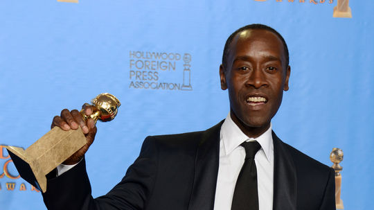 Herec Don Cheadle dostal Zlatý glóbus za výkon...