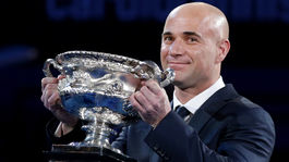 Deň, keď Agassi skočil do nesprávneho chomúta. Zo žiarlivosti rozbíjal trofeje