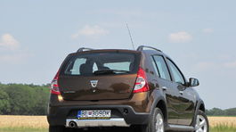 Dacia Sandero Stepway (2012)