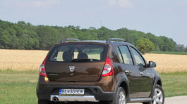 Dacia Sandero Stepway (2012)