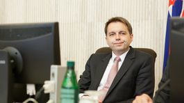 Veľkí podnikatelia: Vláda musí ísť pri DPH ďalej