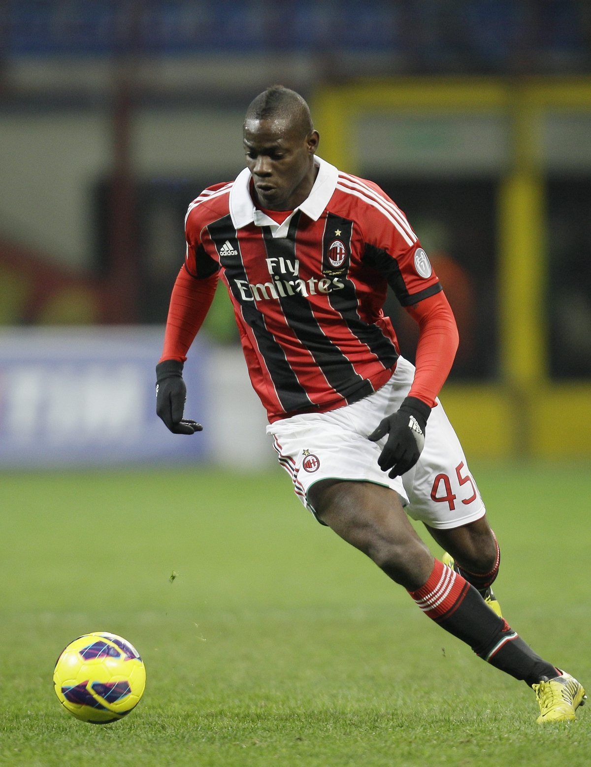 Mario Balotelli dal hneď vo svojom prvom zápase...