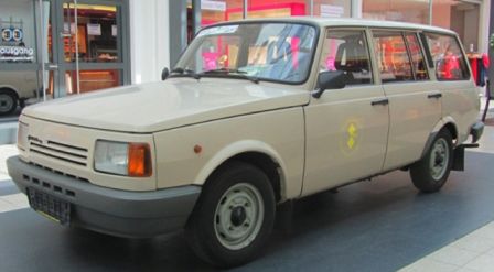 Kombi bolo v porovnaní so sedanom ťažšie o 50...