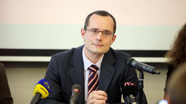 Sieť: Vláda pomáha schránkovým firmám