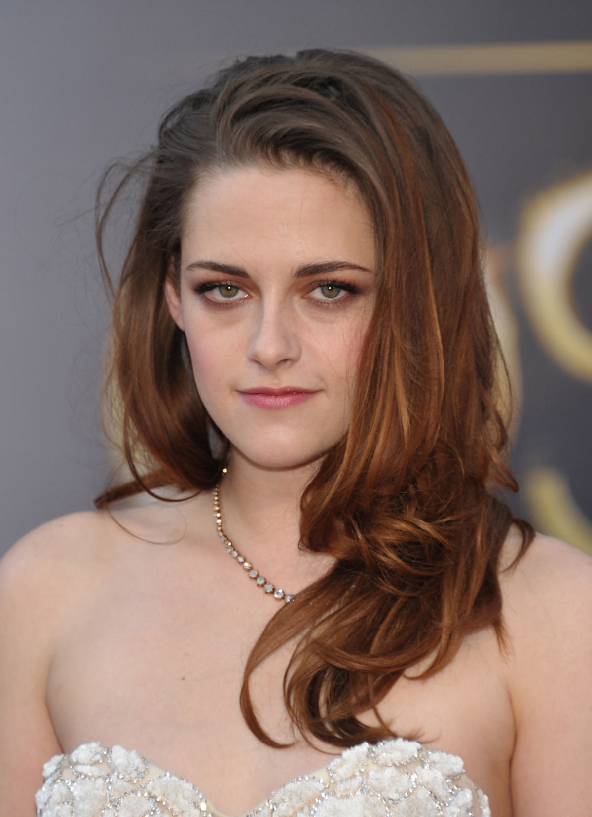 Herečka Kristen Stewart na červenom koberci...
