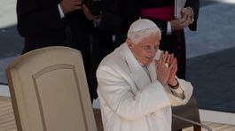 pápež Benedikt XVI., rozlúčka