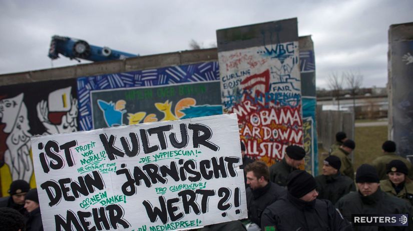 Berlísnky múr, protesty