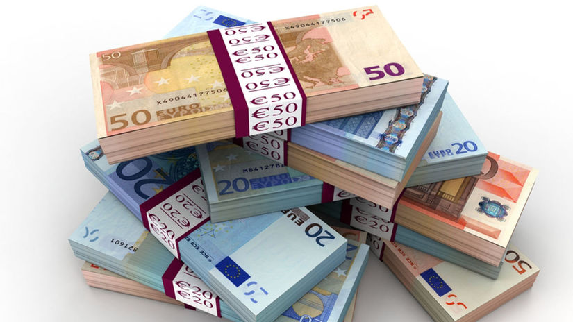 Euro, peniaze, bankovky, ekonomika, eurofondy