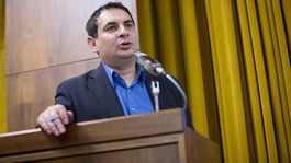 Splnomocnenec Pollák navrhuje rozpustiť Kotlebovu stranu