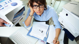 Pracovný stres je problémom celej Európy. Aké sú jeho prejavy?