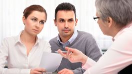 Spotrebné úvery sú drahé a na ľudí čakajú nástrahy