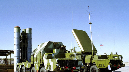AP: Rusi pošlú Asadovi  'nový systém protiraketovej obrany'