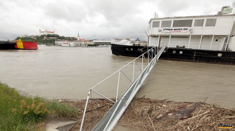 Dunaj, povodne, záplavy