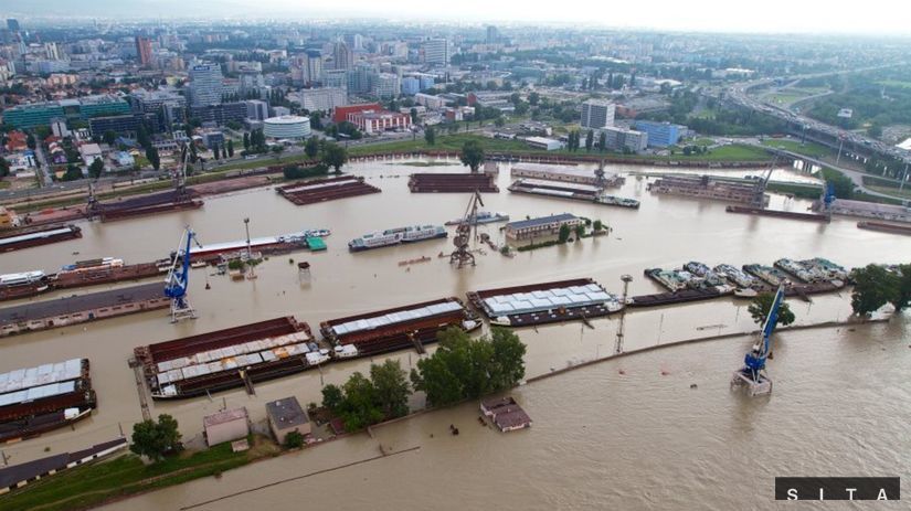 Dunaj, Morava, záplavy, povodne, letecké snímky