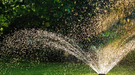 Podpory na vzkriesenie závlah prichádzajú v hodine dvanástej