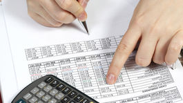 Moody's zhoršila výhľad ratingov Británie