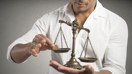  Sudcovi Škultétymu potvrdili trest za pýtanie úplatku