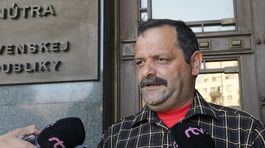 Rómovia sú rozhorčení Kotlebovými hliadkami vo vlakoch