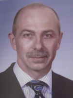 Anton Dobeš ako poslanec v obci Uhrovec.
