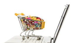 Ľudia zneužívajú právo vrátiť tovar, sťažujú sa e-shopy