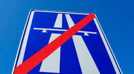 V Poľsku pri stavbe diaľnice brali úplatky od subdodávateľov