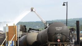 Požiar po havárii vlaku v Kanade se podarilo uhasiť