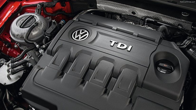 Z dvoch litrov objemu dáva motor TDI výkon 135 kW.