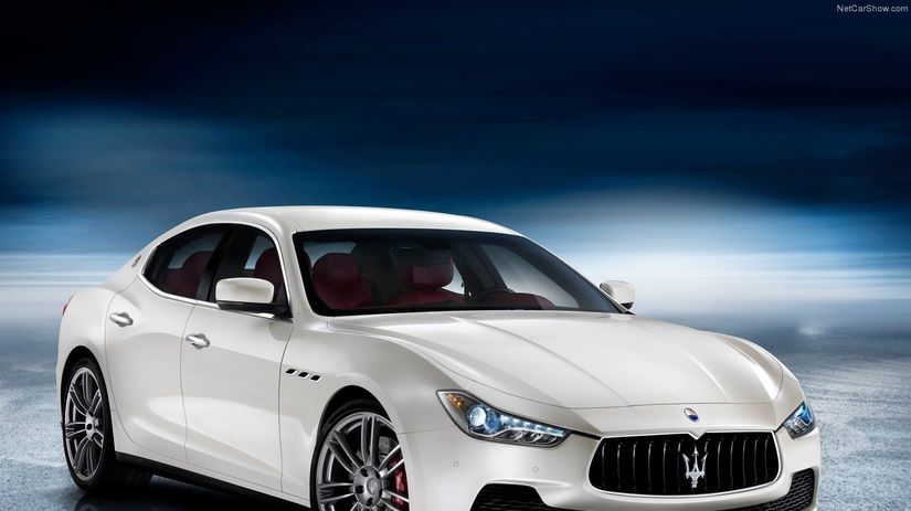 Maserati-Ghibli 2014