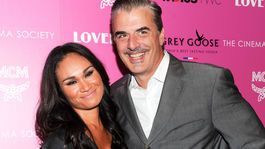 Pán Božský zo Sexu v meste sa stal opäť otcom! Ako 65-ročný