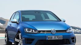 Bloomberg: VW si chce zabezpečiť preklenovací úver 20 miliárd eur