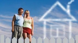 Ľudia by mali platiť vyššie dane za majetok, tvrdia vládni analytici