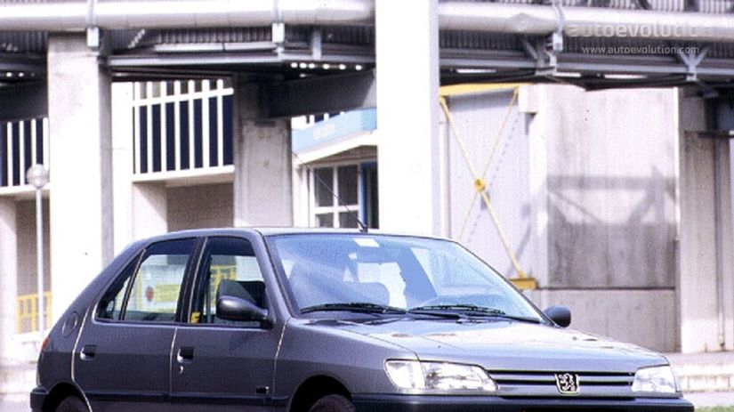 Peugeot 306 bol prvým Peugeotom vybaveným...