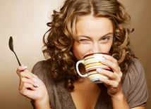 žena, káva, kaviareň