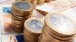 SNS o 13. a 14. plate: Nepovinné, so stropom. Kažimír to vidí zatiaľ ako polotovar