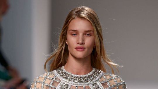 Britská topmodelka Rosie Huntington-Whiteley na...