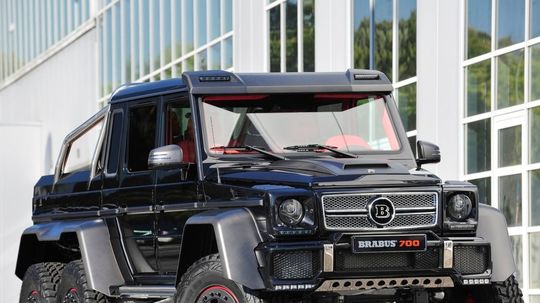 Brabus B63S 700 6x6