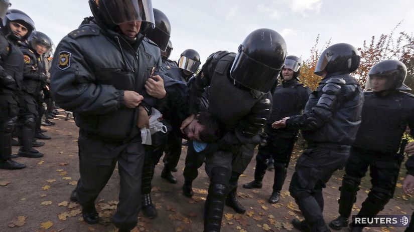 Rusko, polícia, protest