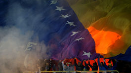 Fanúšikovia Bosny v Litve, kde futbalisti...