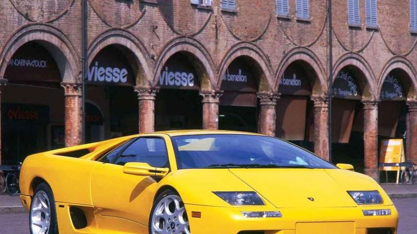 Počas výroby Diabla už Lamborghini koketovalo s...