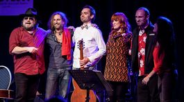 alianskym gitaristom Robertom Ciottim Atelier Babylon