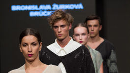 Ateliér 343 - kolekcia Bronislava Žurková Bručková - Fashion LIVE! Black Stage 2013