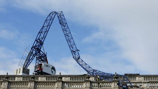 V Thajsku sa zrútil ďalší žeriav, incident si vyžiadal dve obete