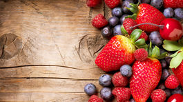 Čučoriedky, jahody aj brokolica pomôžu pečeni 