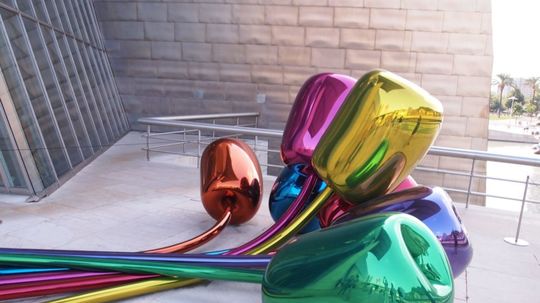 Jeff Koons: Tulipány, nehrdzavejúca oceľ s...